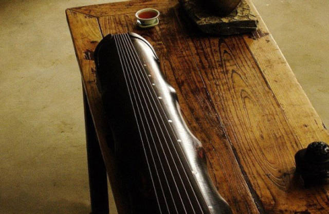 吕梁市古琴蕴含的传统文化，一把古琴制备出来要两年的时间